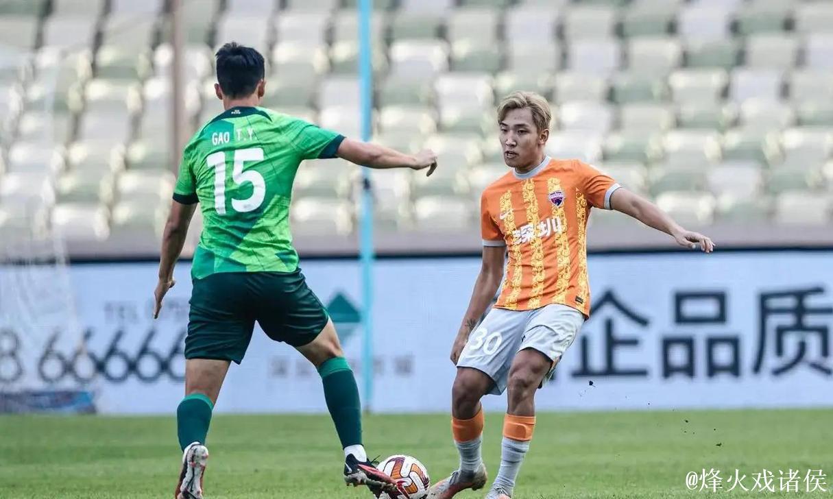 北京国安后防获强援,盯上河南队“多面手”,粉丝们开心不已 北京国安后防获强援,盯上河南队“多面手”,粉丝们开心不已