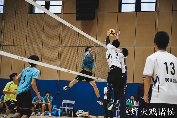 八支队伍逐梦赛场 上海市第七届高中四校排球赛落幕