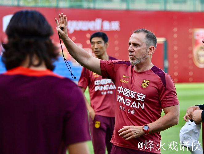 东亚杯开启国足新未来 久尔杰维奇是国足代理主帅 东亚杯开启国足新未来 久尔杰维奇是国足代理主帅